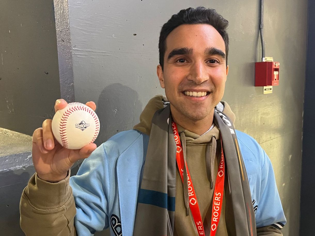 大谷翔平WS1号ボール、26歳ブルージェイズファン「カナダ人は投げ返さ