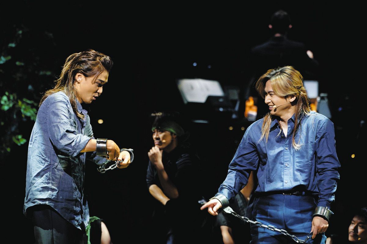 堂本光一　ナイツ・テイル　2025会場限定　トートバッグ、多機能ペン4＆1セット 堂本光一 ナイツ・テイル 2025会場限定 トートバッグ、多機能ペン4＆1