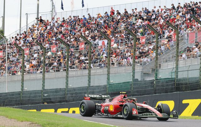 写真30枚】待ちわびた！鈴鹿でF1日本グランプリ開幕 多くのファンで