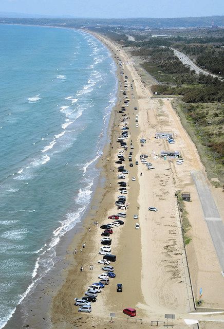 走れる千里浜 激細り 今冬 高波で大量の砂が流出：北陸中日新聞Web