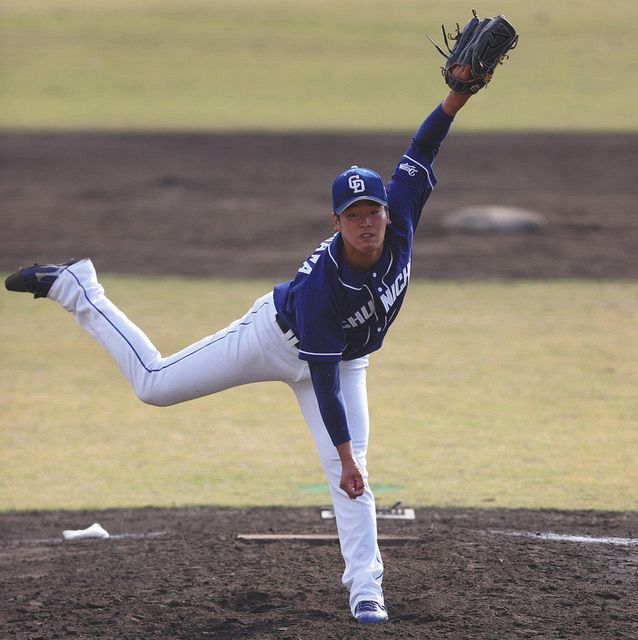 中日 石川翔 ど真ん中で勝負 1イニング無失点 夢の160キロ守護神へ宮崎で鍛える フェニックスl 中日スポーツ 東京中日スポーツ