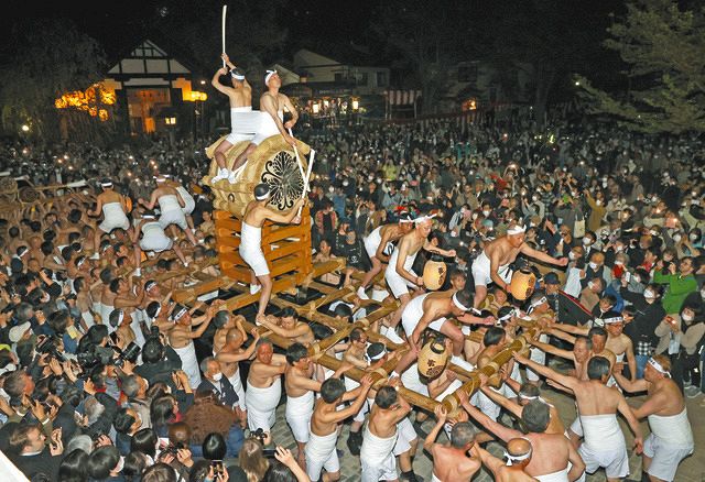 4年ぶりの目覚め 飛騨・古川祭の「起し太鼓」：中日新聞Web