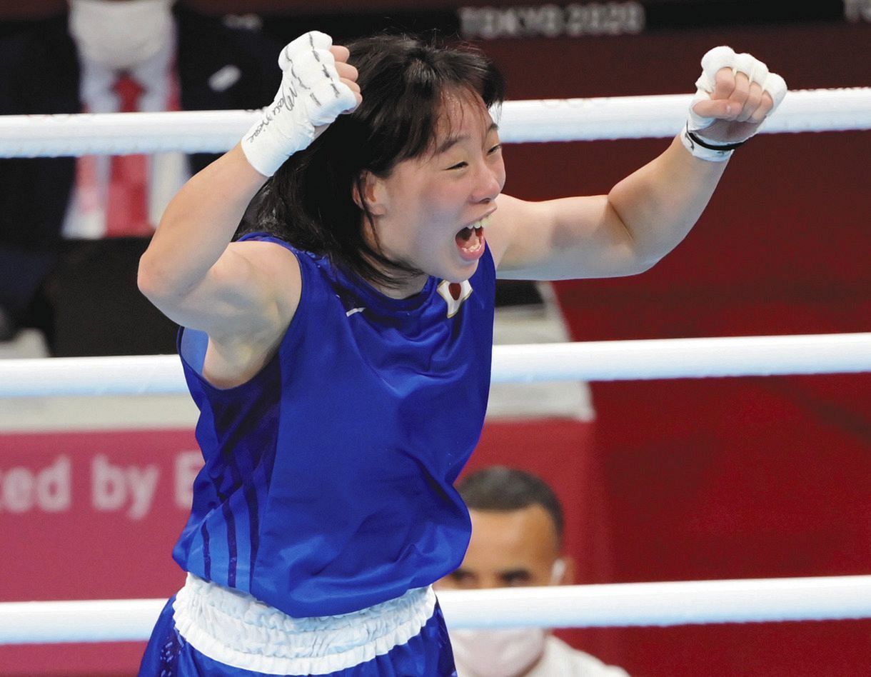 ボクシング入江聖奈が女子初の金メダル フィリピン選手を5ー0の大差で破り初出場で快挙 東京五輪女子フェザー級 中日スポーツ 東京中日スポーツ ボクシング入江聖奈が女子初の金メダル フィリピン選手を5ー0の大差で破り初出場で快挙 東京五輪女子フェザー級 中日スポーツ 東京中日スポーツ