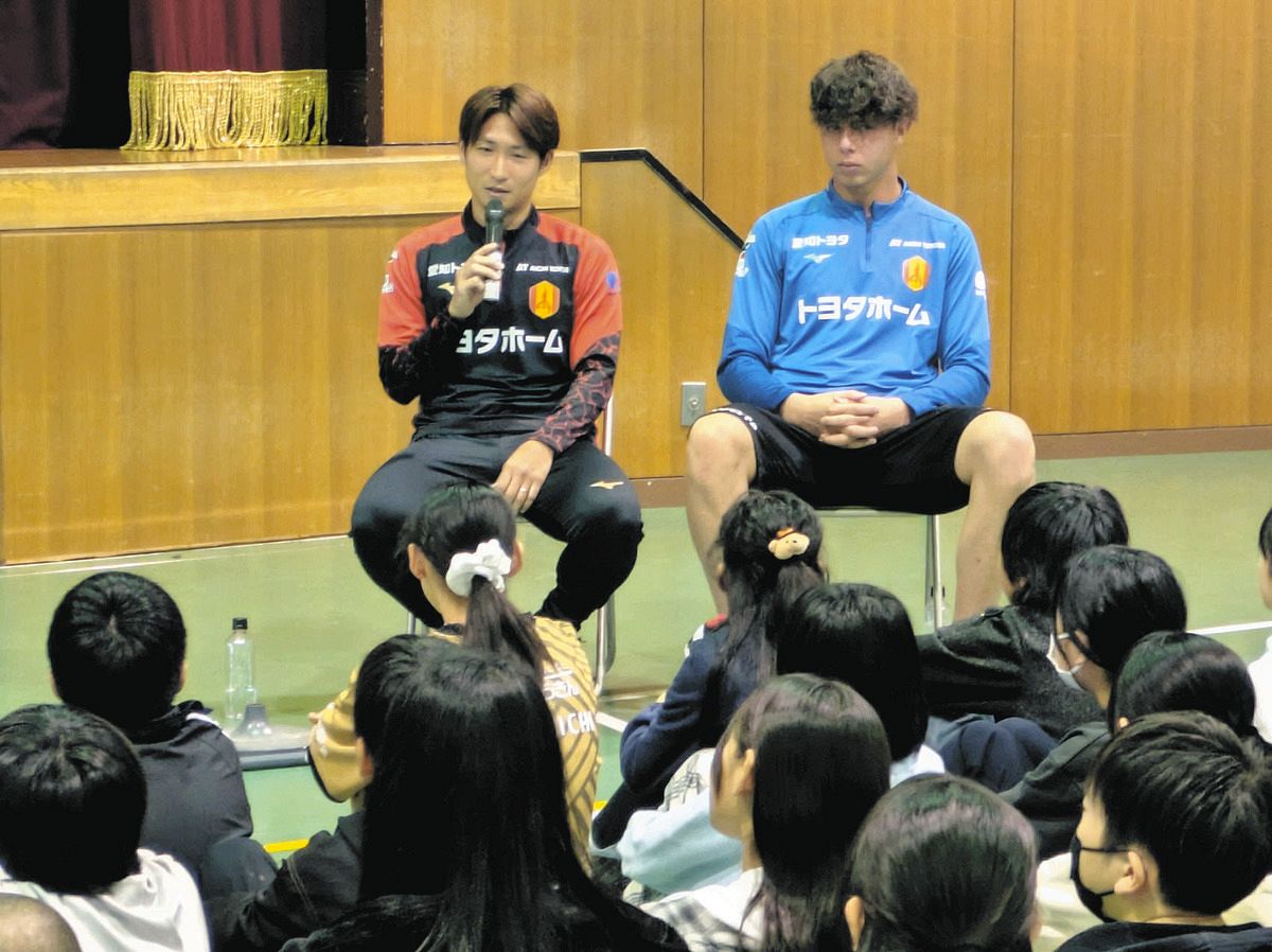 願いが1つかなうなら…』197センチのGKピサノ「身長3メートル」児童の