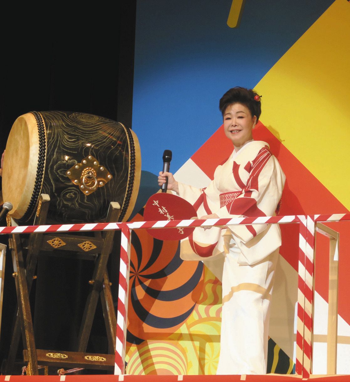 デビュー35周年記念コンサートを行った中村美律子