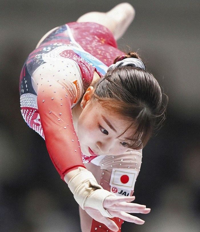 体操 寺本明日香 断裂の左アキレス腱 負荷かけられる 復調アピール 上位狙う 全日本選手権 中日スポーツ 東京中日スポーツ