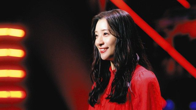 足立梨花 プロゲーマーの姿に 感心しかない アコムesports応援アンバサダー就任で新cm出演 中日スポーツ 東京中日スポーツ