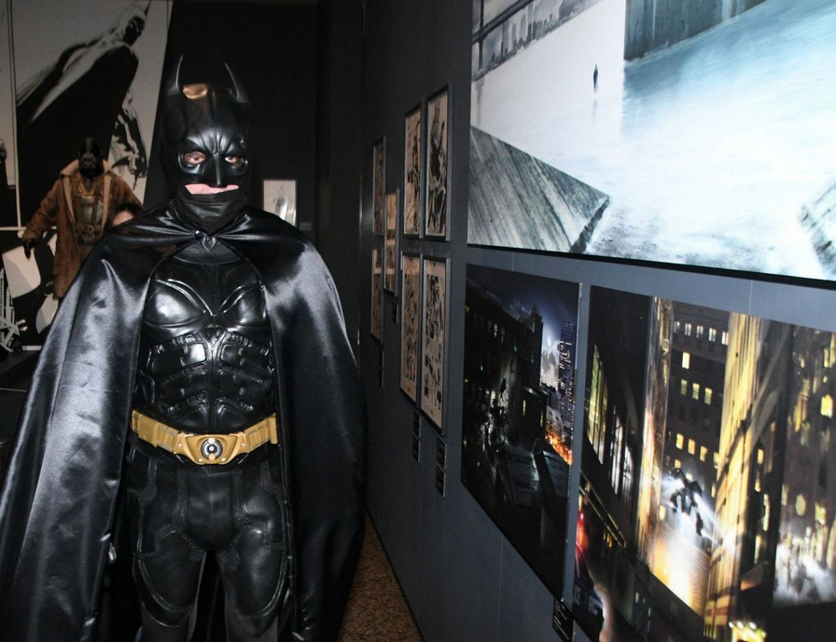 ｄｃ展でアメコミ愛語る ラジオｄｊのジェイムスさん 中日新聞web