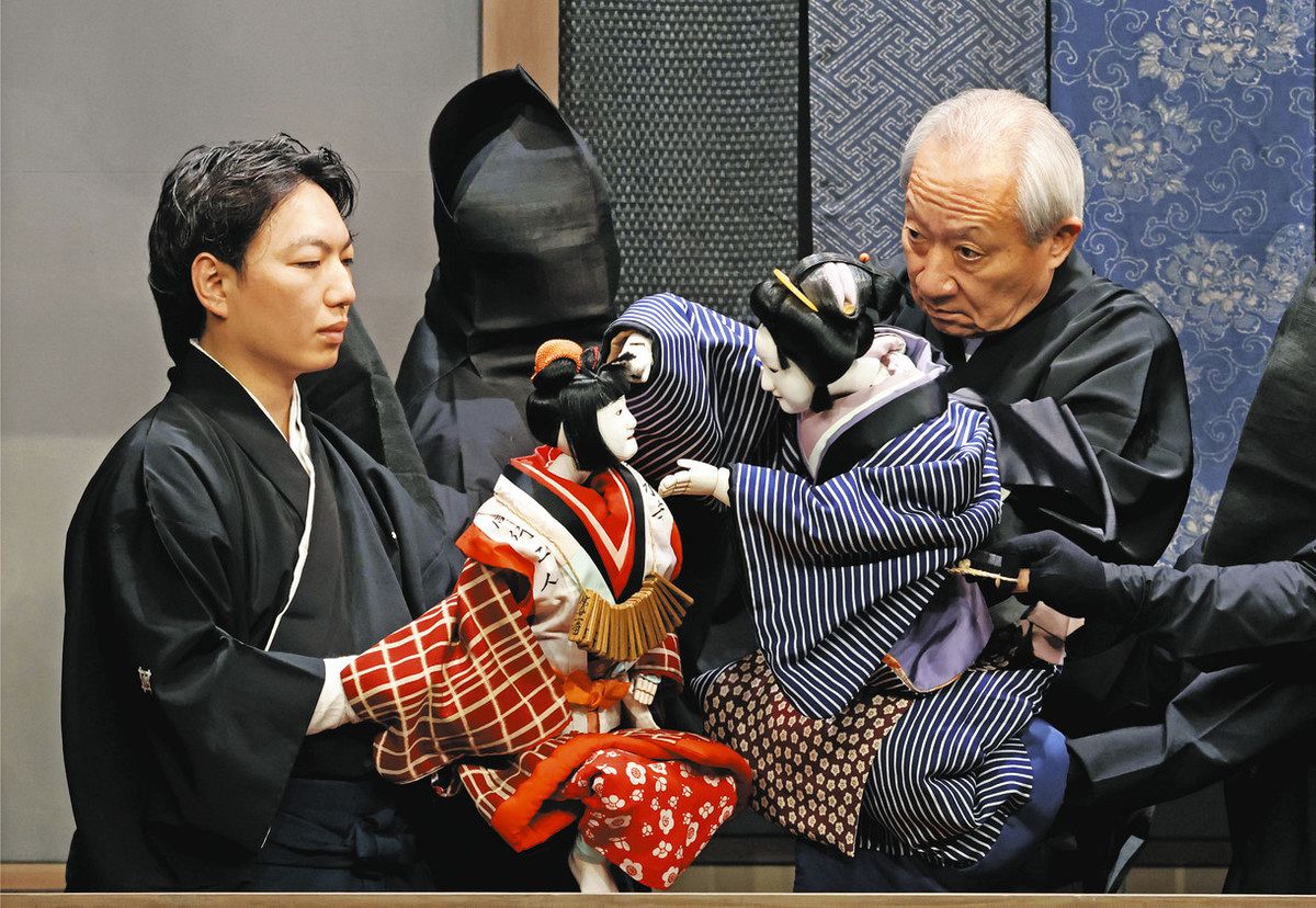 復活の文楽に万雷の拍手 四日市で7年ぶり 人形浄瑠璃公演：中日新聞Web