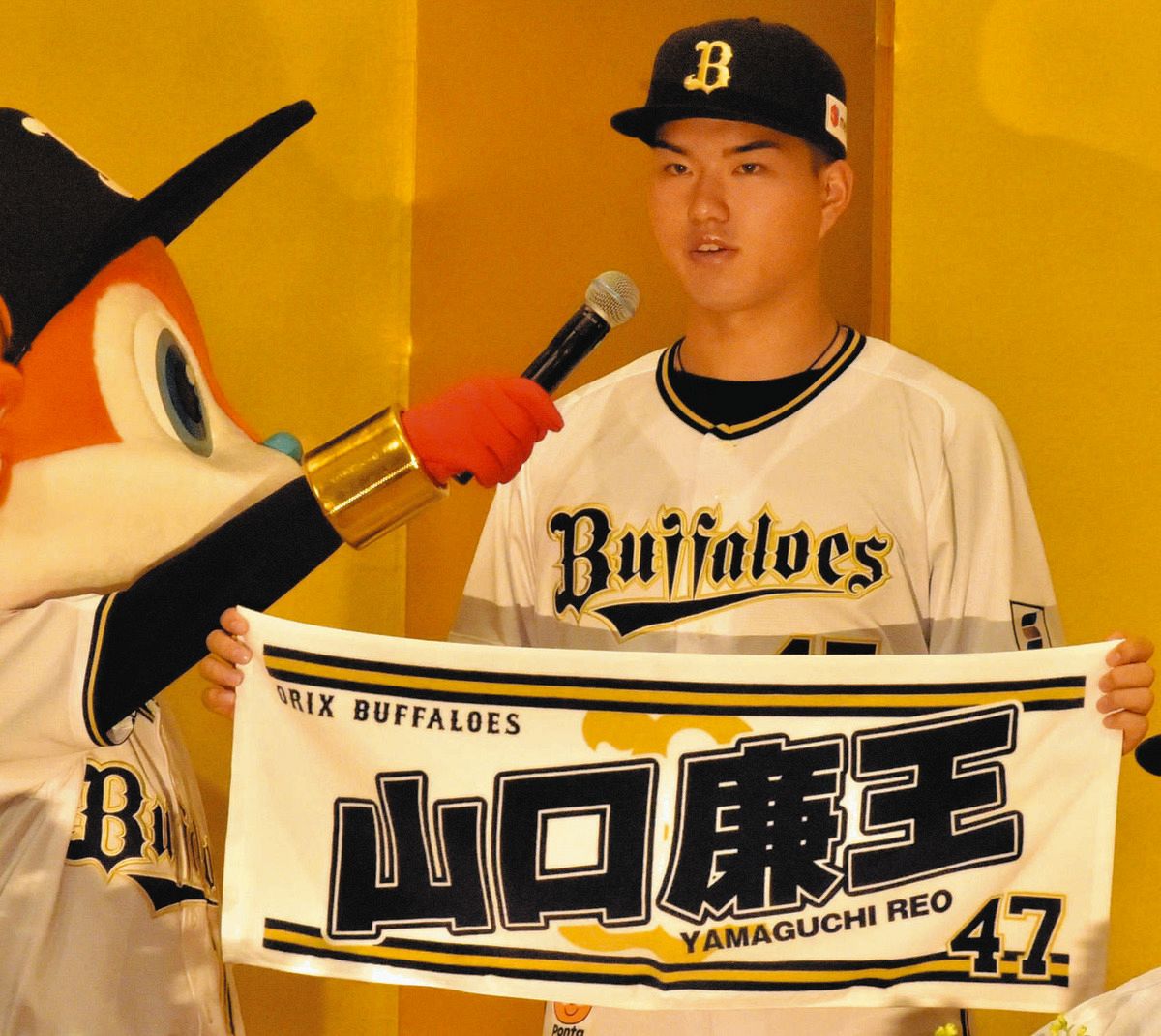 オリックス3位・山口廉王、「自分はこの身長があるので」長身右腕の