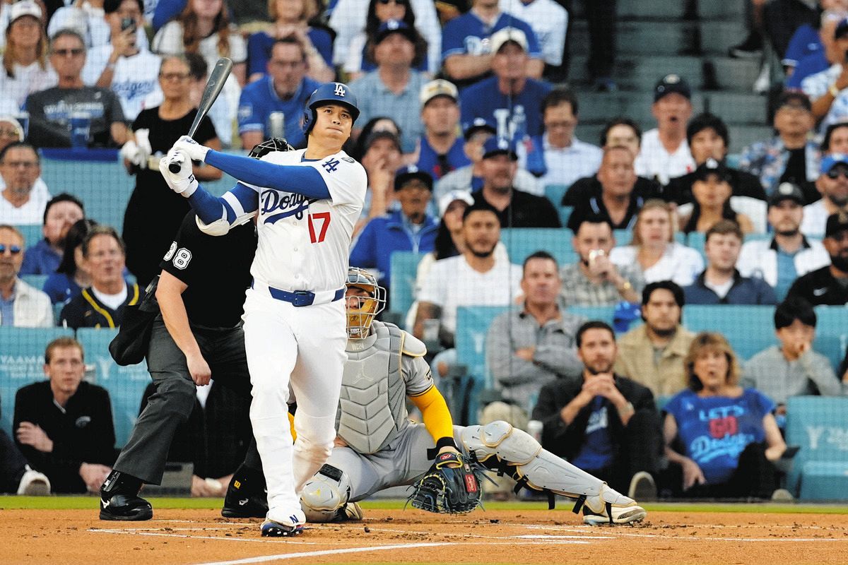 大谷翔平☆3枚セット☆2014〜16年☆3年間の記録⭐︎リアル二刀流 71hejc+WVgL._AC_UF350,