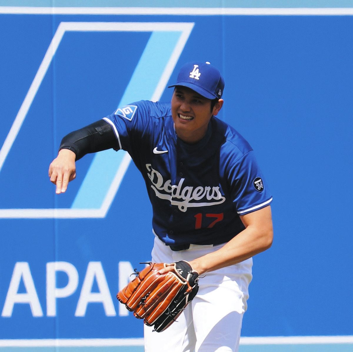 大谷翔平、投球練習中にヤンキース・ジャッジの飛球を注視、6月1日に