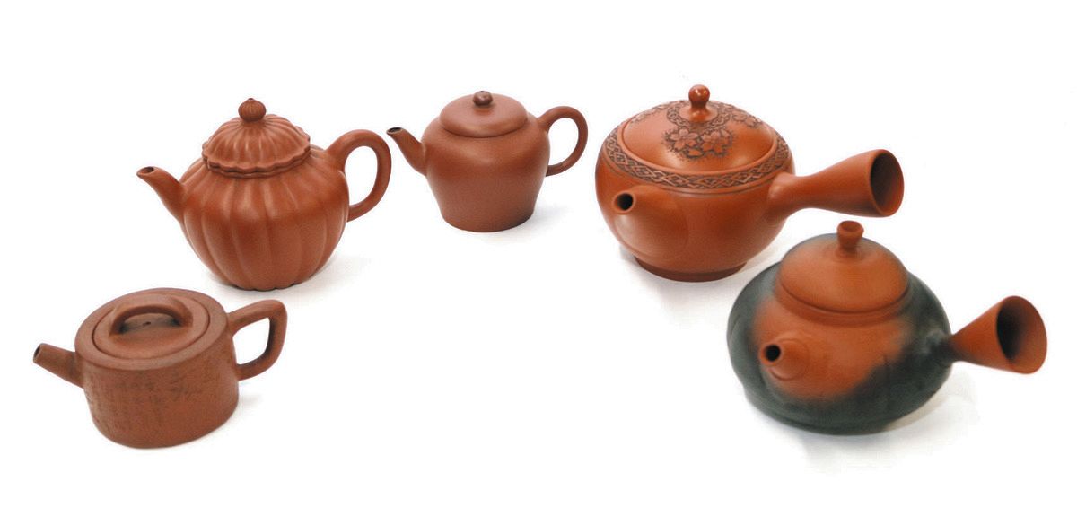 急須はなぜ赤茶色なのか？ 「朱泥急須」で知られる常滑焼、その歴史と