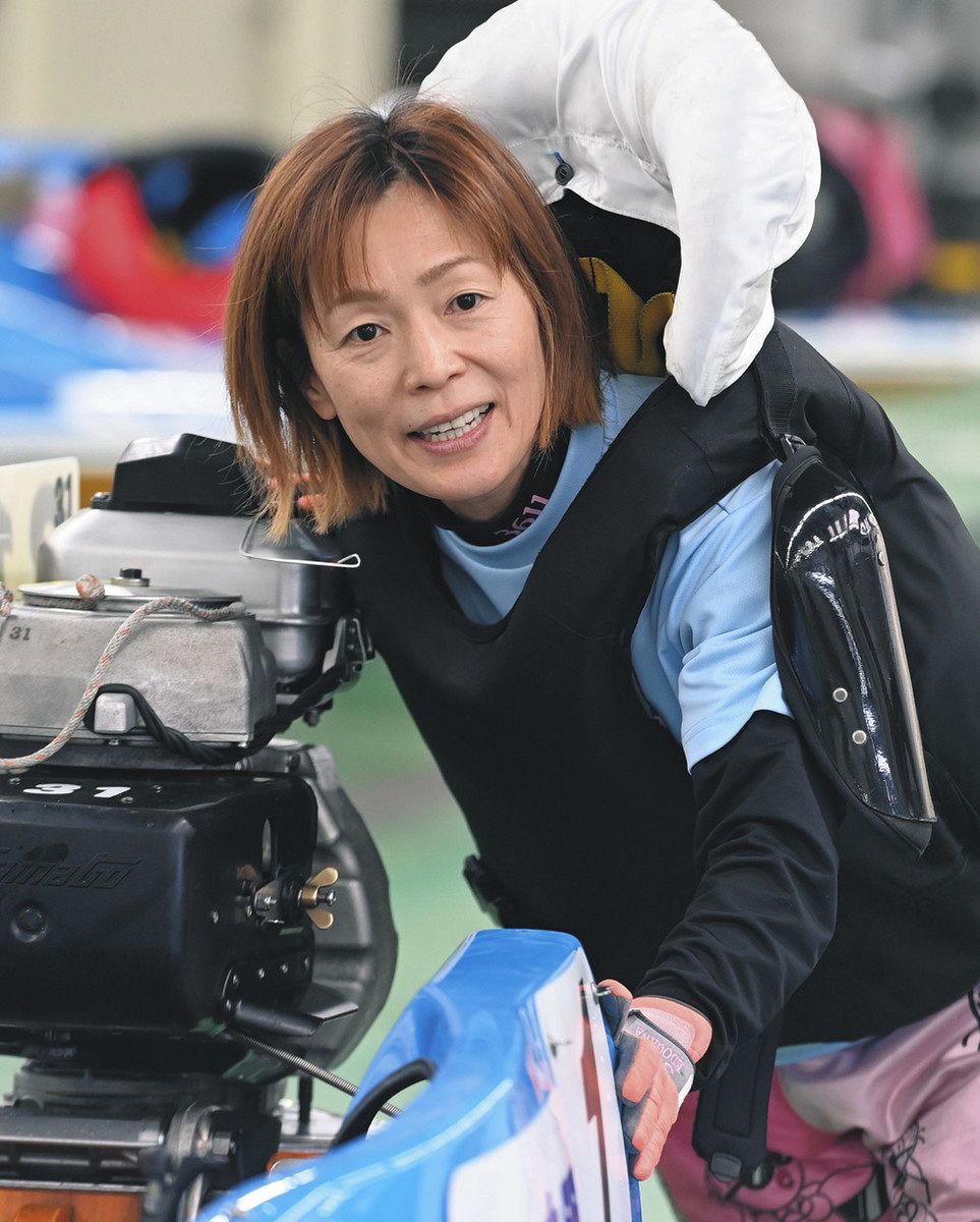 岩崎芳美 女子全員の旗頭に【鳴門ボート レディースvsルーキーズ】：中