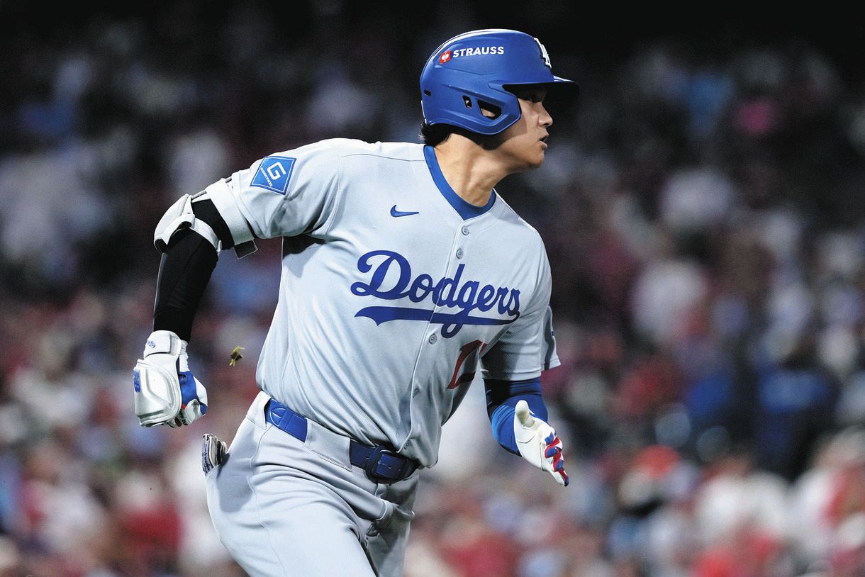 大谷翔平、ついに出た初安打は貴重なタイムリー…一塁ベース上でガッツ
