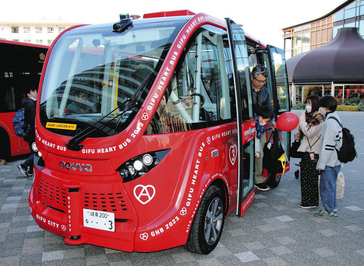 自動運転バスは…「自動車の概念吹き飛んだ」 岐阜市で導入初日、記者も乗ってみた：中日新聞Web - 中日新聞