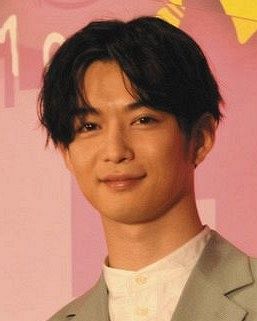 千葉雄大がウエディングドレス姿の伊藤沙莉とツーショット公開 ぼくはたのしかったなぁ 中日スポーツ 東京中日スポーツ