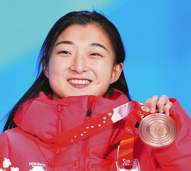 坂本　花織 証明書付直筆サイン入りフォト　フィギュアスケート 銅メダル　北京五輪 坂本花織が銅メダルのフィギュア女子フリー視聴率は平均19・0