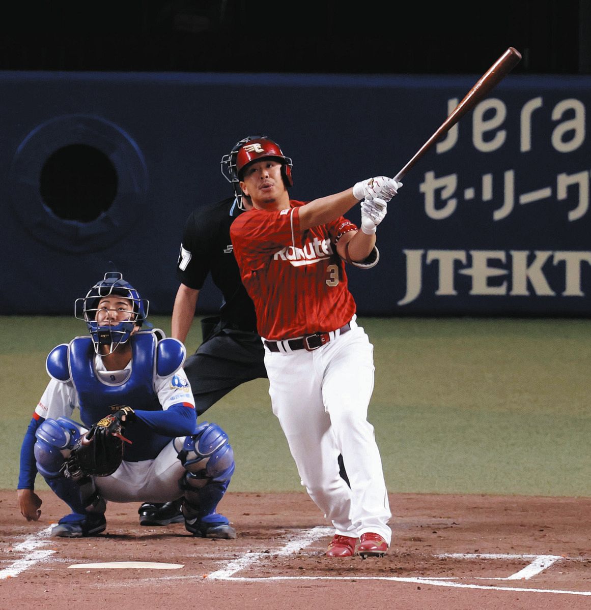 今季第1号”を放った楽天・浅村栄斗、「とりあえず一本出てよかった