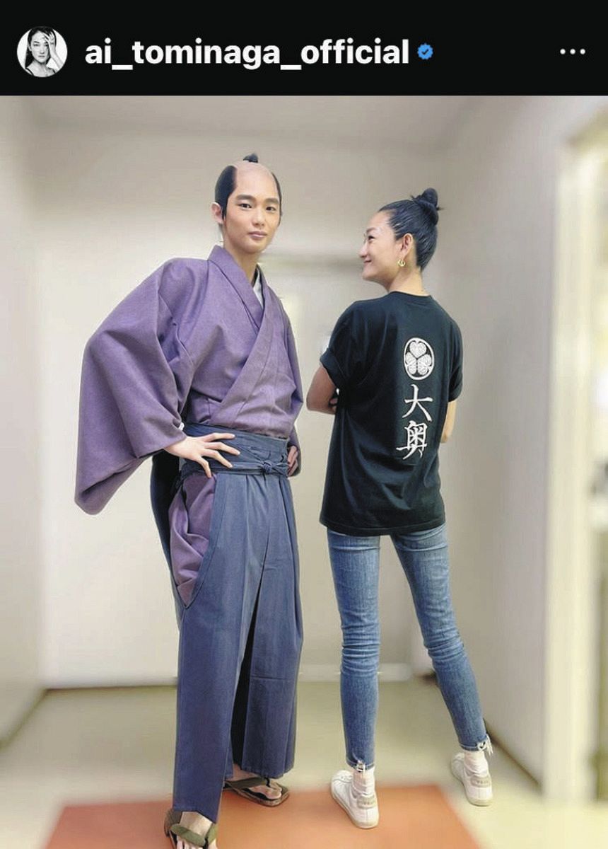 冨永愛、長男・章胤と『大奥』ツーショット【写真】:中日スポーツ・東京中日スポーツ