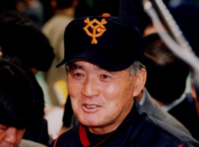 長嶋茂雄さん、英語の「THEをてへ」、バントの構えまでしながら