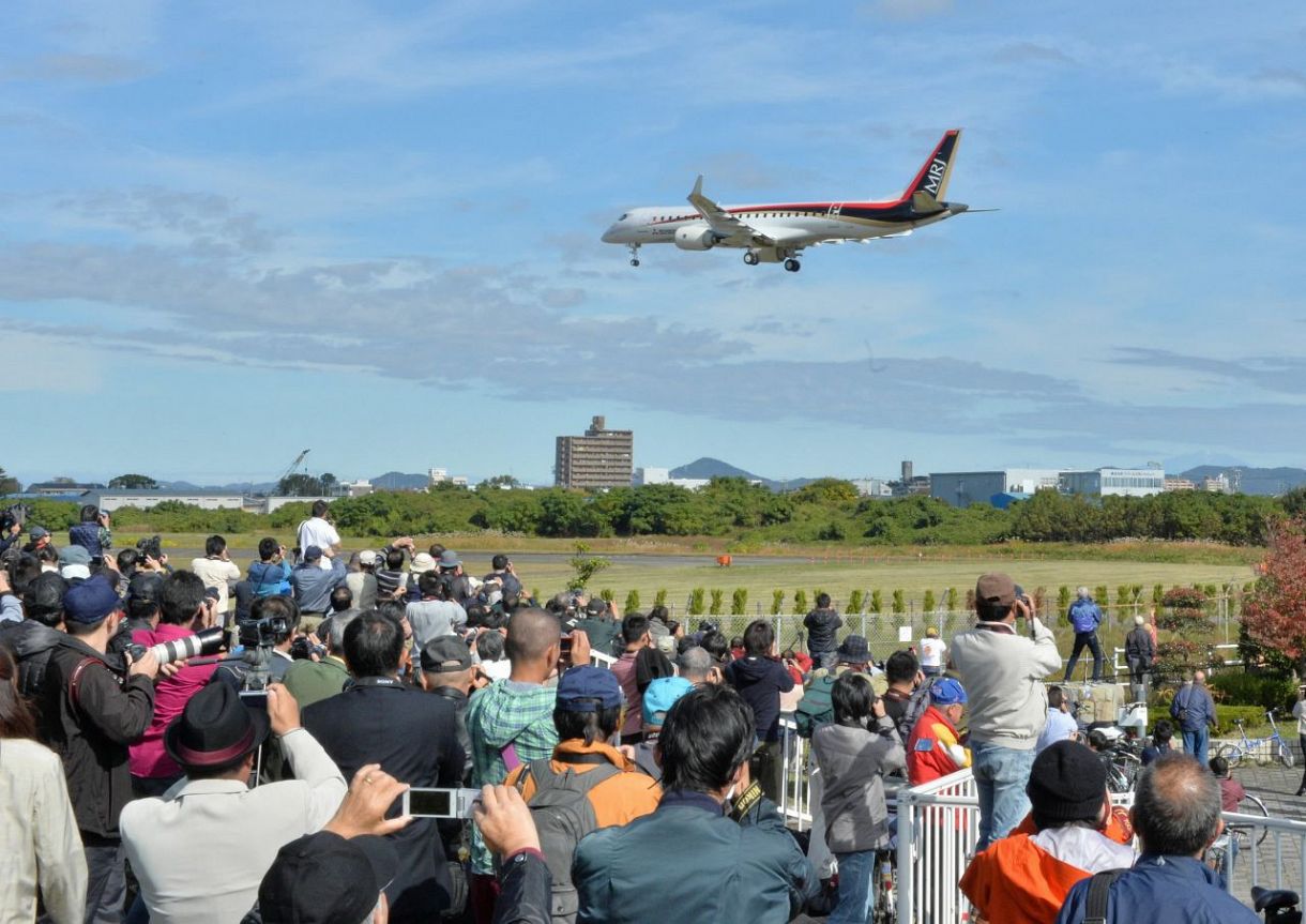 今日は、一緒に飛ぼうな」【未完の国産旅客機・第２部】：中日新聞Web