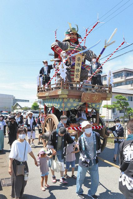 神輿と武者人形山車が巡行 あわら「金津祭」規模縮小し開催：中日新聞Web