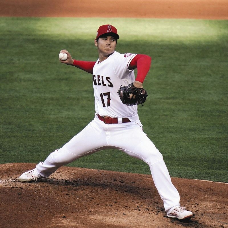 大谷翔平、今季4度目リアル二刀流も2勝目ならず 4イニング2/3を5安打2失点、降板後は右翼で三刀流再び：中日スポーツ・東京中日スポーツ