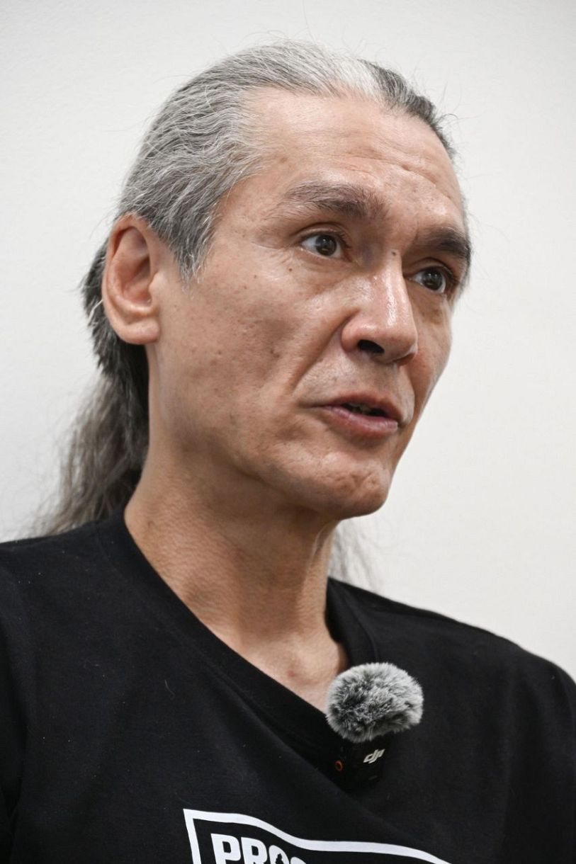 　キム・エアリスさん（共同）