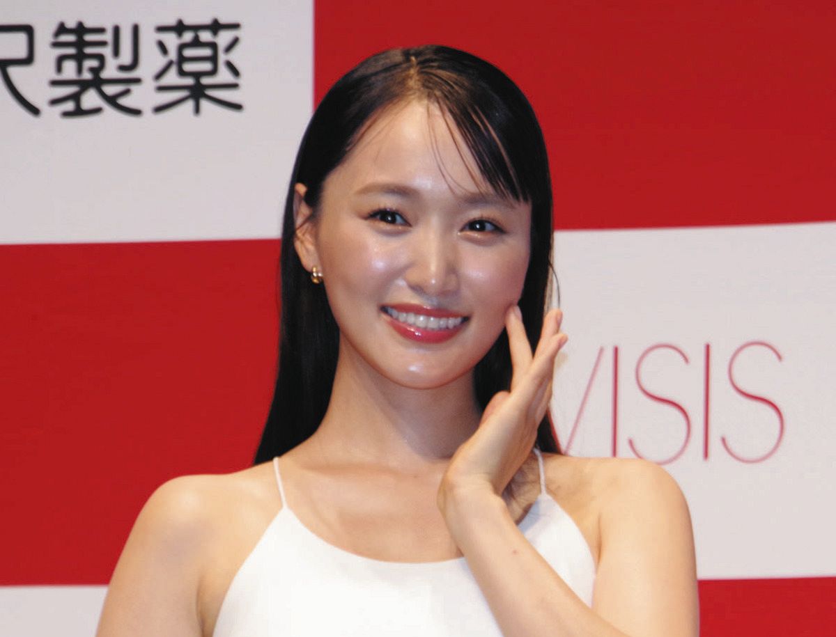 菅井 友香