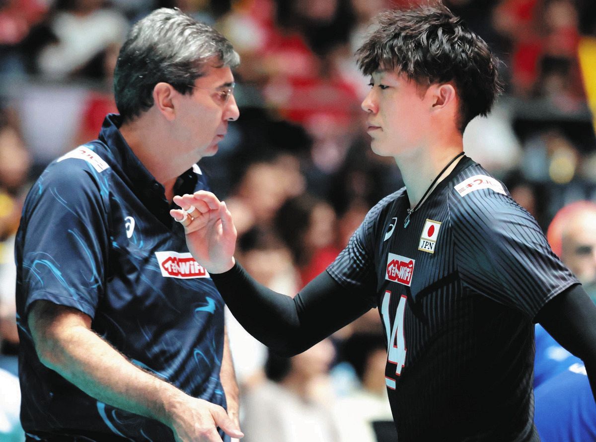 新聞　石川祐希　バレー五輪予選記事