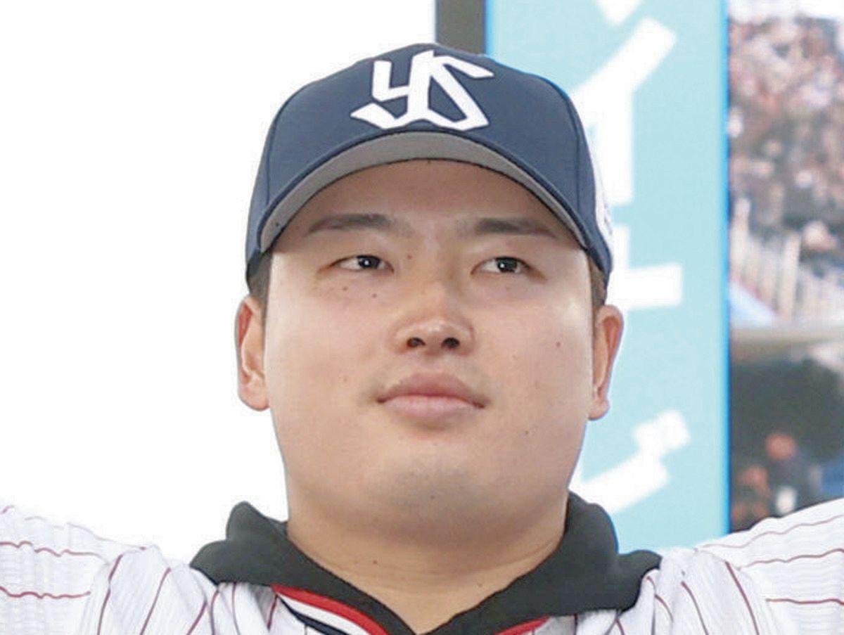 村上宗隆、衝撃の証明写真を投稿「これ、誰か直せますか？」 ネット