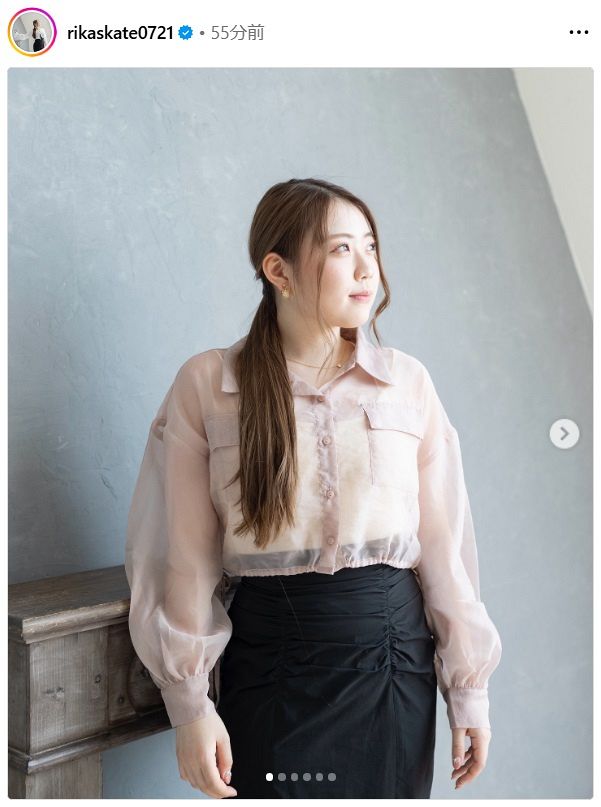 限定再値下げ非売品　紀平梨花選手　サイン入りクッションブランケット ◇紀平梨花、涼しげ未公開『6連続シースルー』【写真複数】：中日