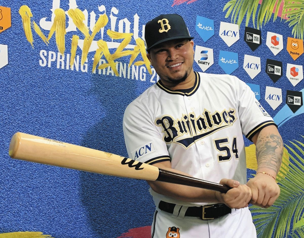 オリックス・新外国人ディアス内野手、「優勝に導くを一番に目標に掲げ