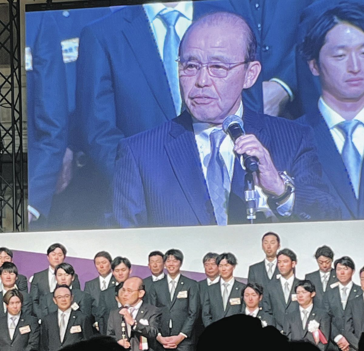 阪神・岡田監督、選手に『タイトル獲得』指令 打率、本塁打