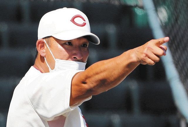 写真グラフ】やはり見分けが…決勝「智弁対決」：中日スポーツ・東京中