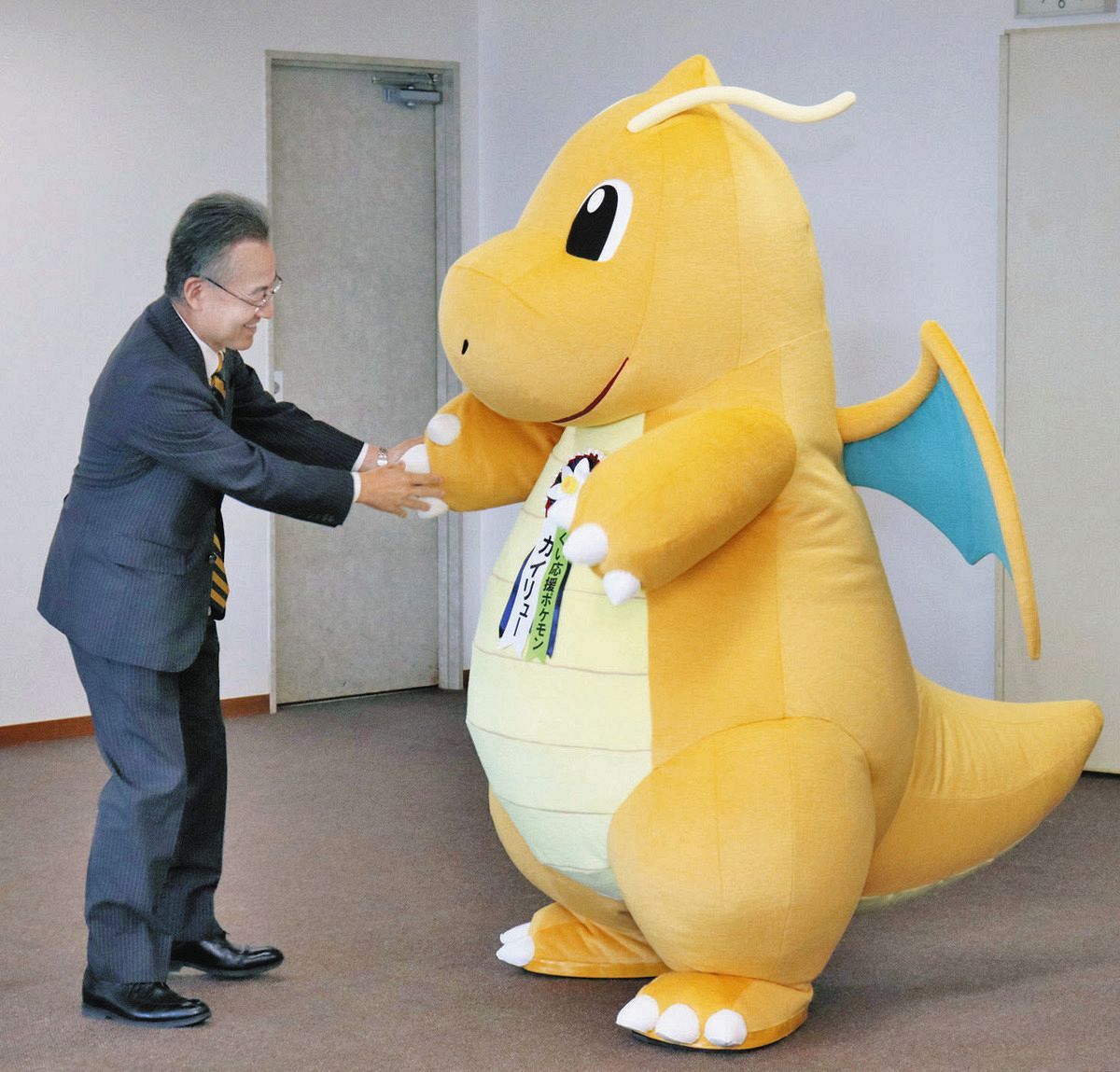 カイリュー フィギュア はかいこうせん カイリュー ｜公式ポケモンセンター