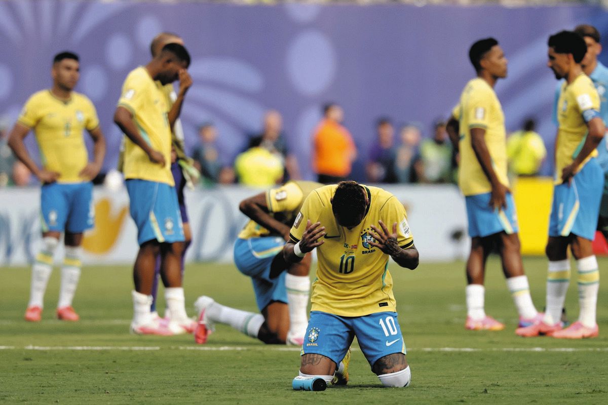 華麗なサッカーは何処へ…ブラジル敗退にライバル国メディアが酷評 