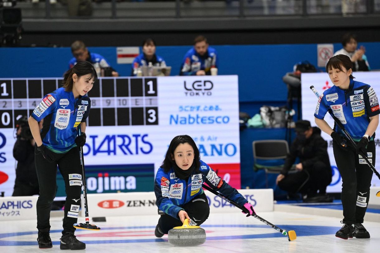 ロコ・ソラーレ 最終戦は圧勝。2次リーグ3位で準決勝に進出