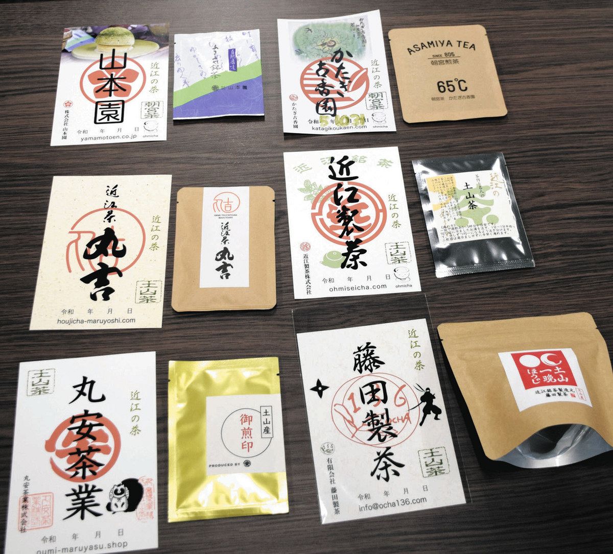 六つの御煎印と各茶屋自慢の茶葉