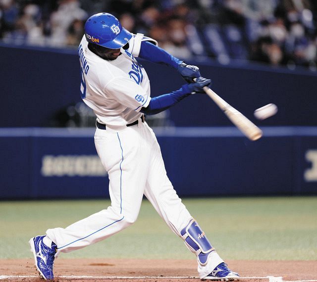 【中日】新外国人アキーノがOP戦3号「最高です」 楽天・田中将から弾丸一撃:中日スポーツ・東京中日スポーツ