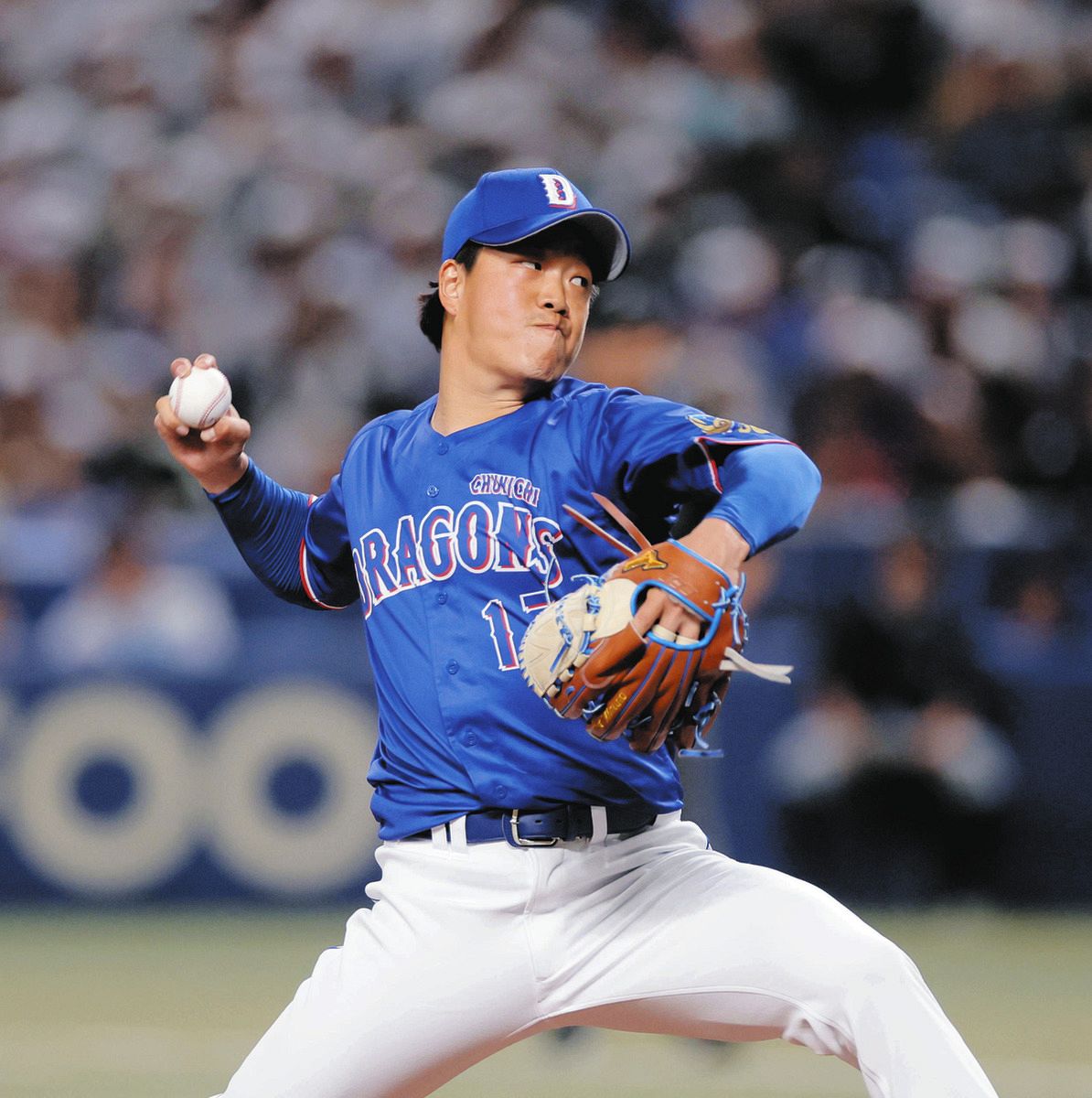 中日柳投手実使用フットガード 開幕投手に決まった中日・柳裕也 井上監督の決め手は『落ち着いた