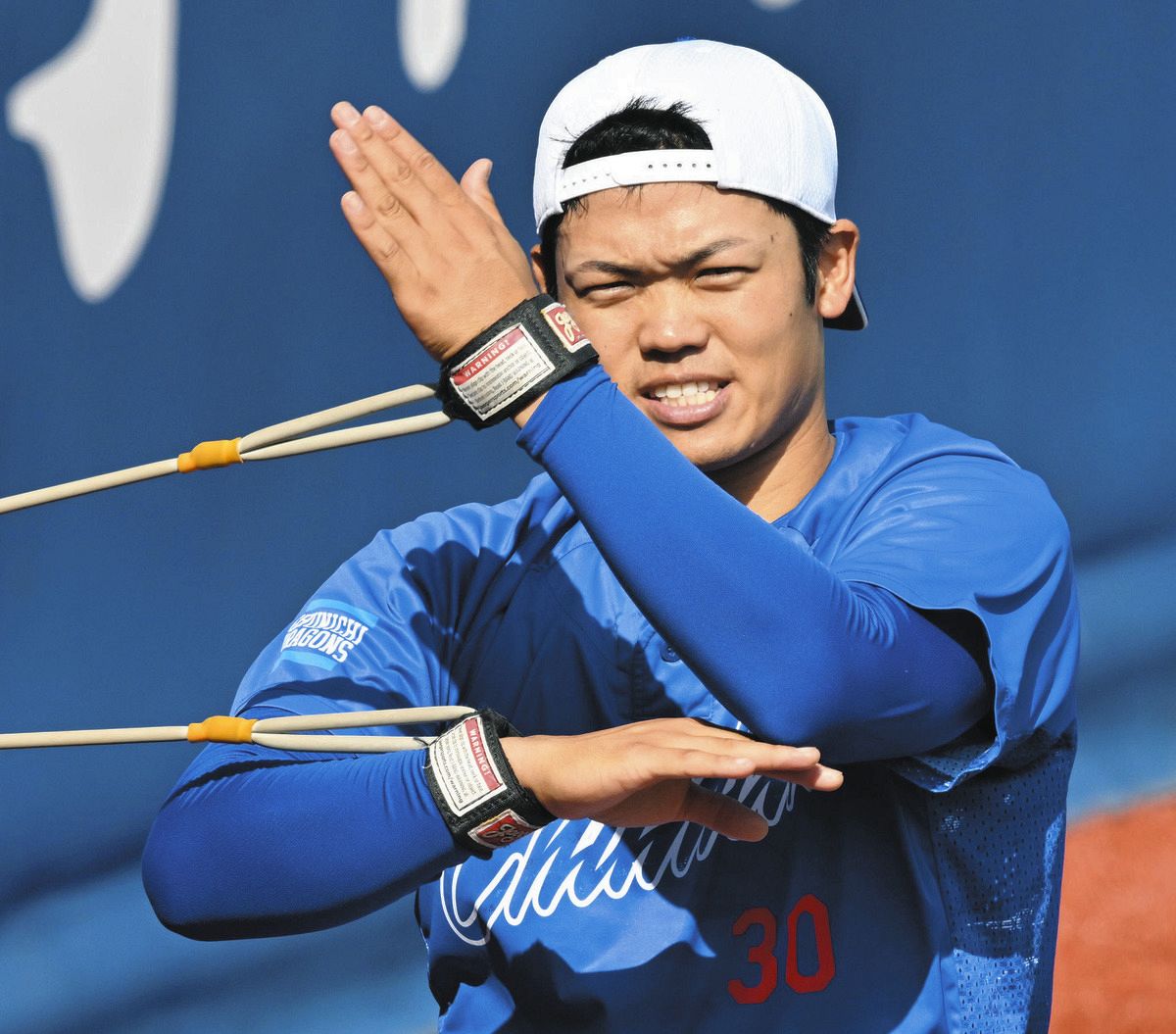 中日・根尾昂、好救援＆フルスイングで敵地ハマスタ沸かせる：中日