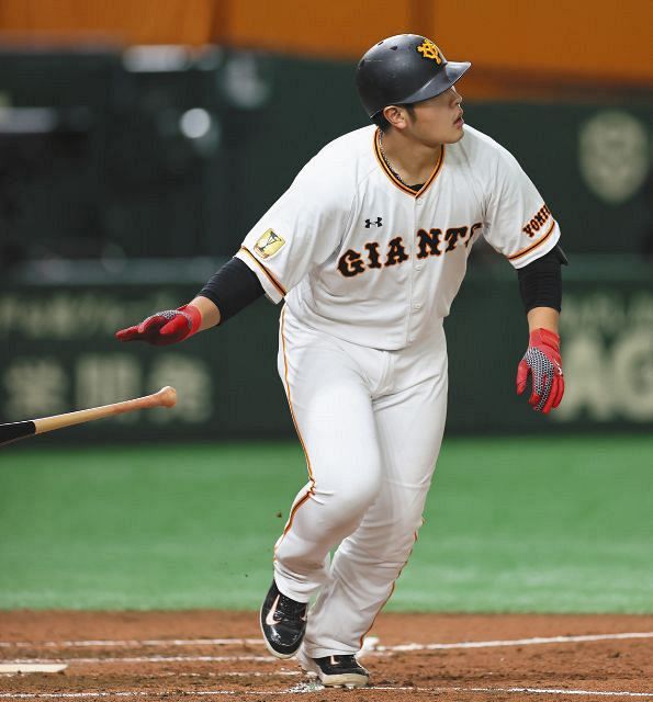 原巨人やっぱり強い 虎を軽 く3タテ 岡本逆転弾 パーラ2試合連続弾 中日スポーツ 東京中日スポーツ