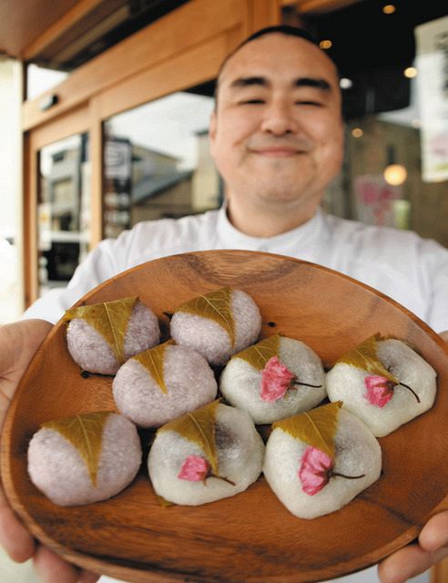 桜餅粒、こし食べ比べ あんこ分け目の湖西：中日新聞しずおかWeb