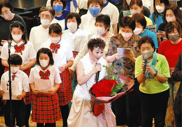 加藤登紀子さんら「琵琶湖周航の歌」合唱 長浜でびわ湖音楽祭：中日新聞Web