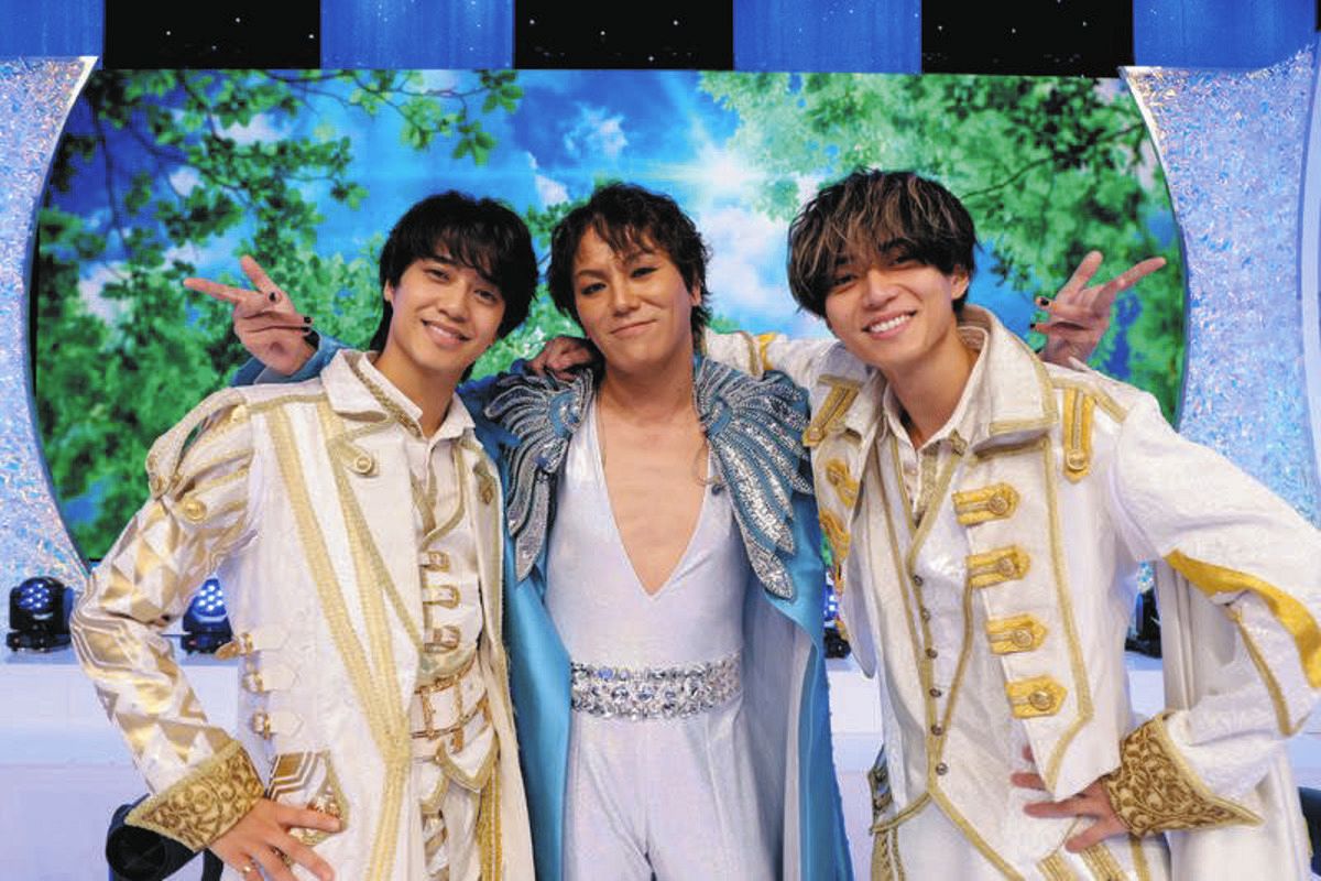 アイドル King&Prince King & Prince 16TH SINGLE「HEART」2025.3.12 CDリリース 黒スーツで