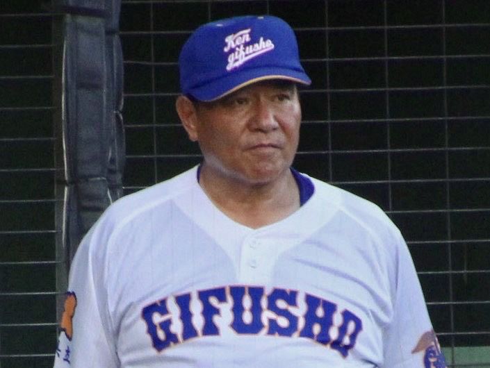 県岐阜商・鍛治舎監督「3連覇って難しいなあ」”岐商対決”零封負けで