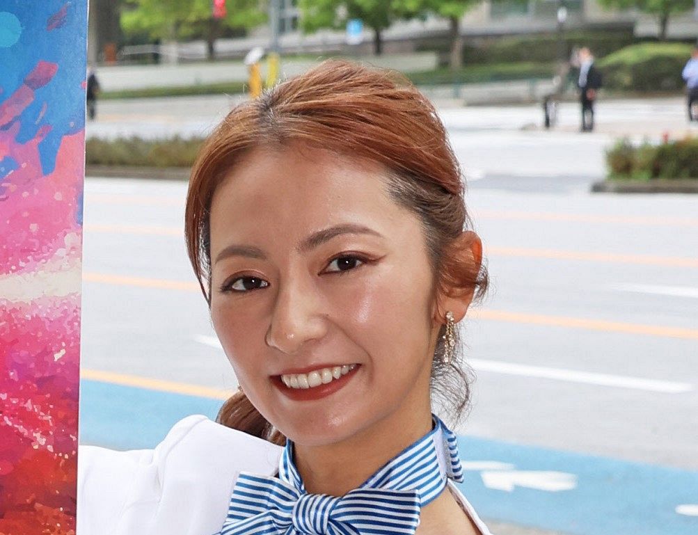 最高す♥」近藤みやび、超鋭角の大胆ハイレグにフォロワーもん絶