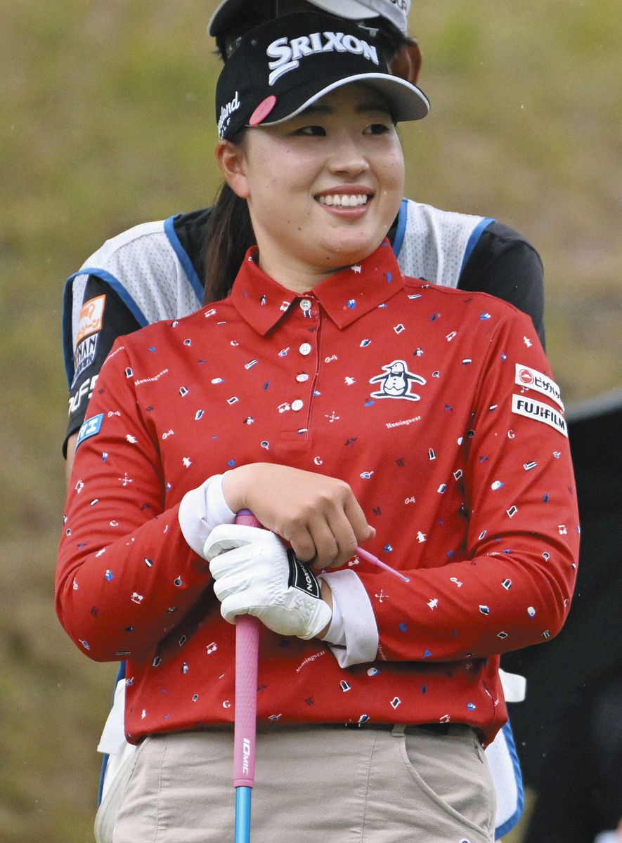 女子ゴルフ・竹田麗央、首位と3打差の4位浮上 ドライバーの飛距離